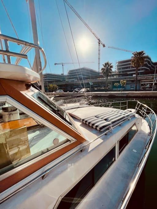 Vintage Classic 70S Boat! Hotel Sant Adria de Besos Exterior foto